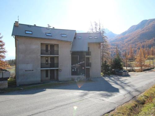 Monetier Les Bains - Appartement 3 pieces avec jardin, renove, proche Grands Bains - FR-1-330F-75 in Le Monetier-les-Bains