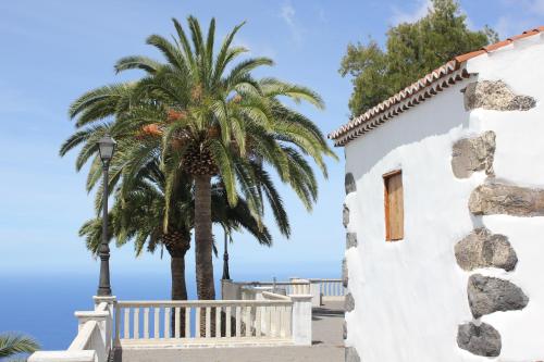 周邊環境, 貝納哈里酒店 (Hotel Benahoare) in 洛斯利亞諾斯