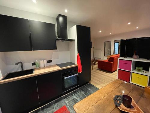 ห้องครัว, Flat vane & Soun in วอเตอร์ลู