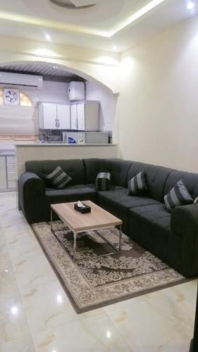 شقق روز شروره للشقق المخدومة in Sharurah