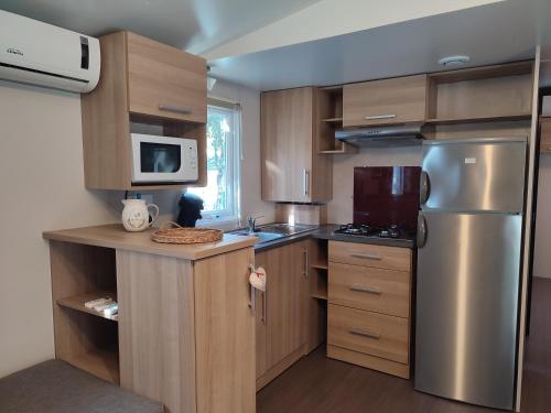 Mobil-home climatisé 6 pers en Ardèche