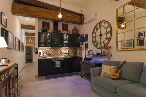 Mimma's Ground Floor, Roma