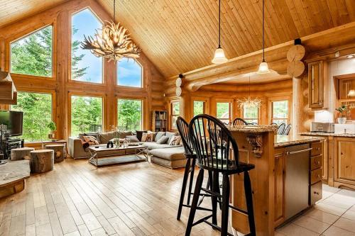 Chalet White Rabbit au Lac Fiddler in 米勒伊斯勒斯(QC)