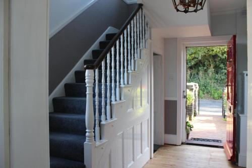 Botleigh Villa