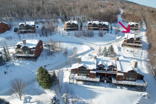 P5 Ski-in Ski-out rare find Presidential View single family with garage pool table ping pong P5 Ski-in Ski-out rare find Presidential View single family with garage pool table ping pong