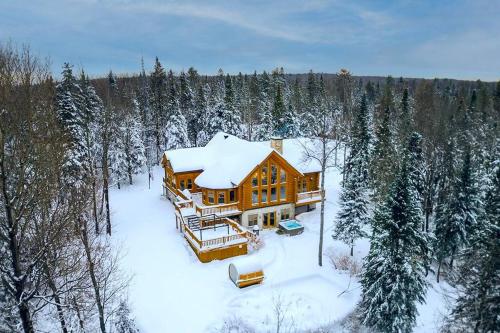 Chalet Golden Bear - Fiddler Lake