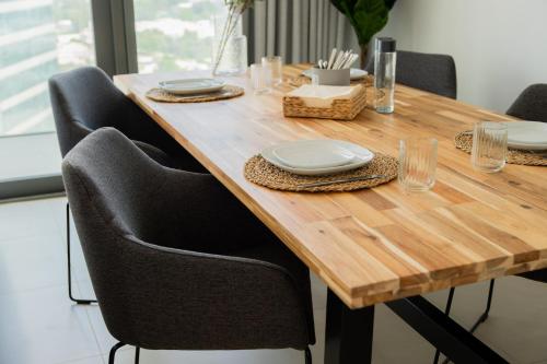 Elite Escape Holiday Home - 1 BHK Getaway with Dubai Mall Access - 1510 - image 10