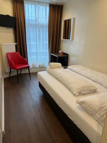 Dam Hotel – Amsterdam, NY
