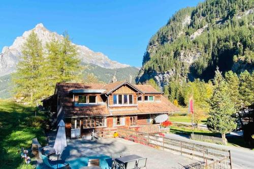 Cozy Apartment in Vintage House in Kandersteg