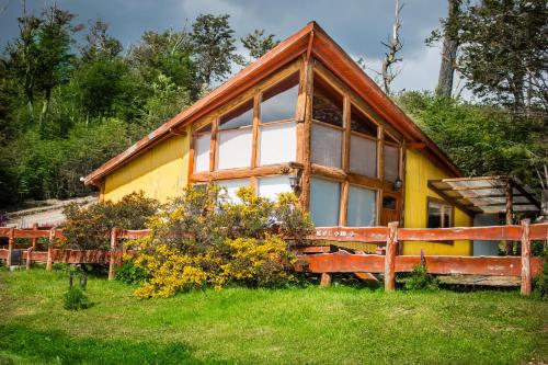 Cabañas Posada de las Flores - Accommodation - Tolhuin