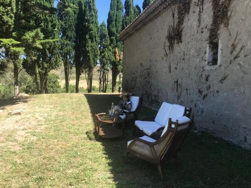 Garden, Pavillon de Villefrancou in Montlaur