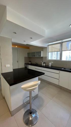 3 amb zona Rivadavia y Santa Fe - image 5