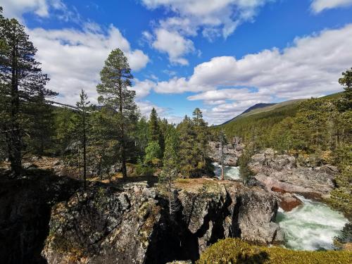 Tommy and Ailins cabin Tommy and Ailins cabin