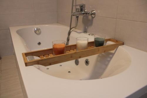 Fürdőszoba, Design Immo Ferienwohnung Rhein-Main Rodgau in Rodgau