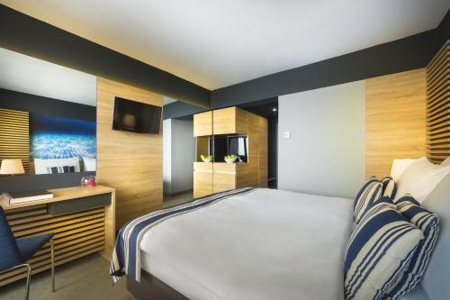 Superior Single Room with Sea View image 4
