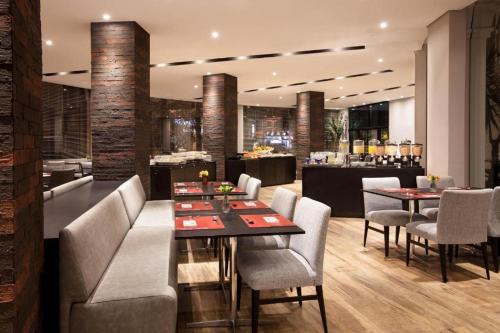 HOTEL in AVENIDA IBIRAPUERA , QUARTO LUXUOSO , CUSTO BENEFÍCIO