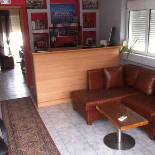 Közös társalgó / TV, Hotel Loga in Tychero