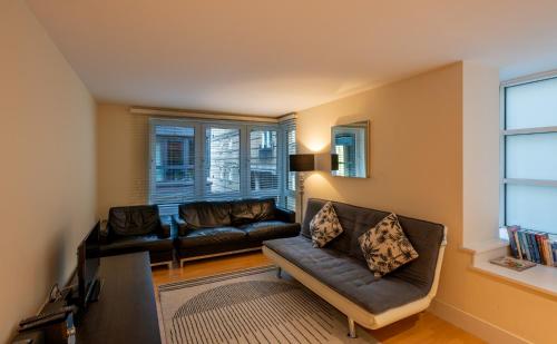 Modern Apartment in Central London By River Thames - image 10