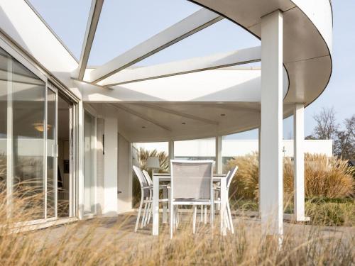 Beautiful, luxurious villa on the Veerse Meer Beautiful, luxurious villa on the Veerse Meer