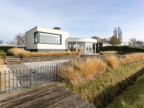 Beautiful, luxurious villa on the Veerse Meer Beautiful, luxurious villa on the Veerse Meer