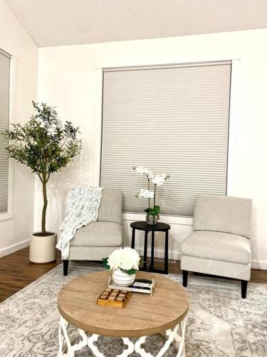 PROMO price for January-Prime Location in Shakopee, USA