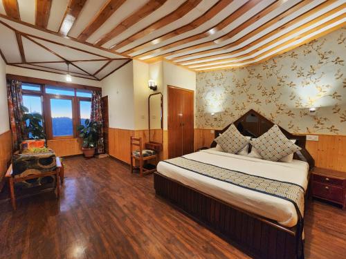 Hotel Pineview Shimla Shimla
