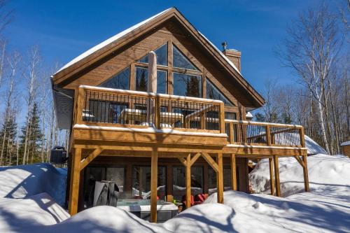 Viesnīcas āriene, Pine Tree Lodge - Région Mont Tremblant - Laurentides (Pine Tree Lodge - Region Mont Tremblant - Laurentides) in Amherst (QC)