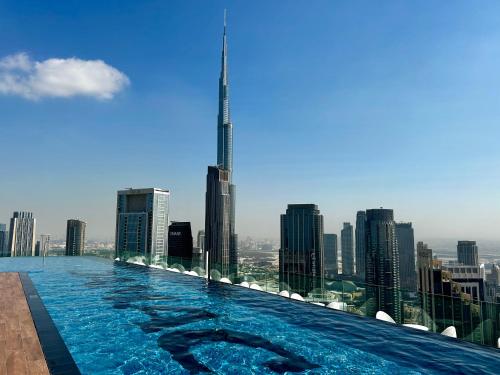Burj Khalifa Views 2BR with Infinity Pool Downtown