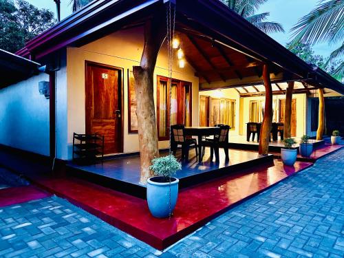 Green Sapphire Holiday Resort Wilpaththu in متنزه ويلباتو الوطني