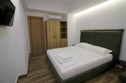 Ortus Rooms – Saranda, OR