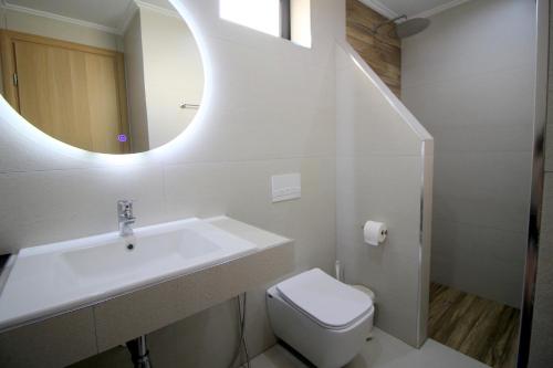 Ortus Rooms – Saranda, OR