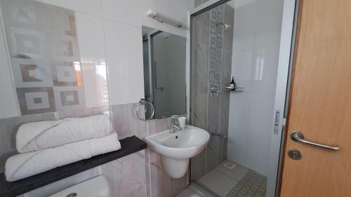 Three-Bedroom Villa image 3