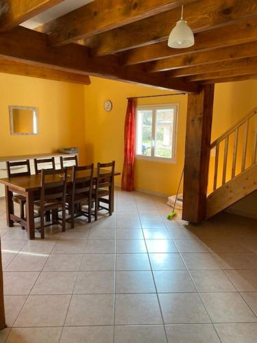Le gîte des palmiers (Le gite des palmiers) in Antraigues-sur-Volane