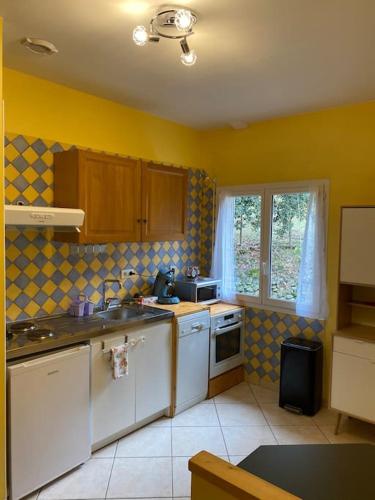 Le gîte des palmiers (Le gite des palmiers) in Antraigues-sur-Volane
