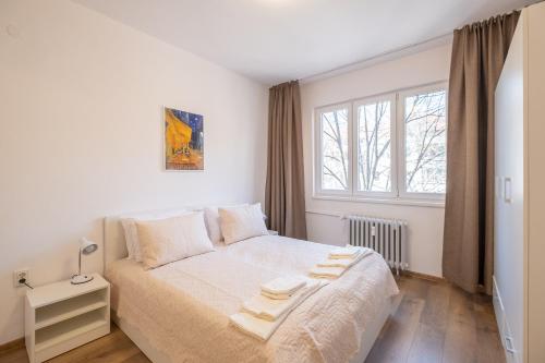 Peaceful downtown location - 2 bedroom apartment by Flat Manаger, Sofia (photo 4)