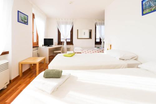 Hotel Zen - image 4