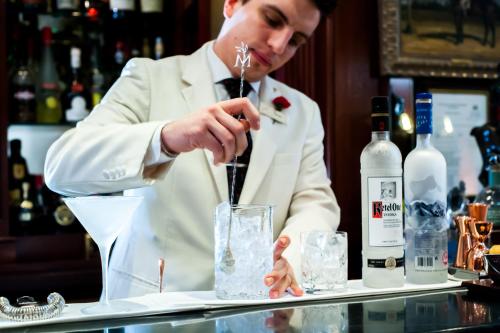 52207499 Milestone Hotel Kensington