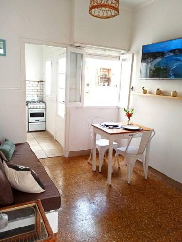 Departamento del Mar con patio y parrilla in Próximo do Centro