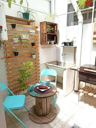 Instalações, Departamento del Mar con patio y parrilla in Próximo do Centro