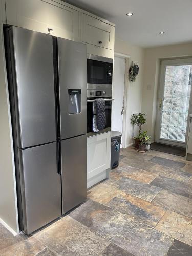 廚房, 4-Bed House in Wetherby sleeps 8 near York in 韋瑟比