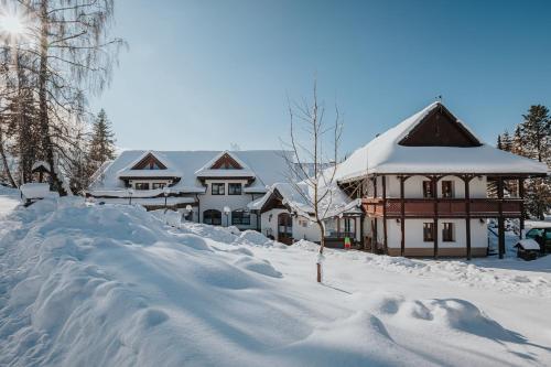 Oravský Háj Garden Hotel & Resort - Accommodation - Trstená