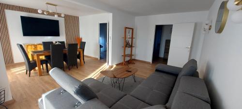 Nouvel Appartement Climatisè à 10mn à pied du Centre-Ville - Apartment - Albi