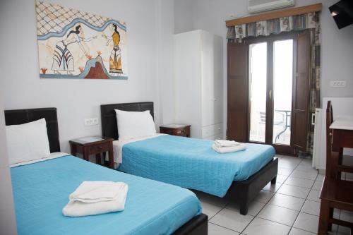 Villa Stella Room Type - Deluxe Twin Room with Sea View