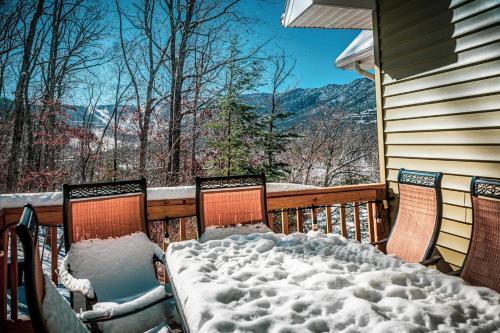 Mtn Views - Sauna - Hot Tub - Health - Wellness in Massanutten, USA