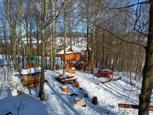 Treehous Sněžník s wellness (Treehous Sneznik s wellness) in Kraliky