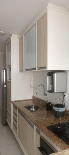 ห้องครัว, Apto com sacada GOURMET VISTA MAR in อเวียเซา