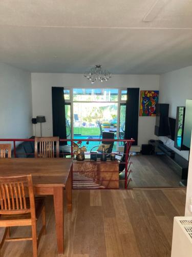 Charming Rooms with free parking, Amsterdam (photo 10)