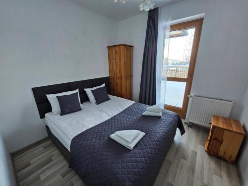 Two-Bedroom Apartment image 6