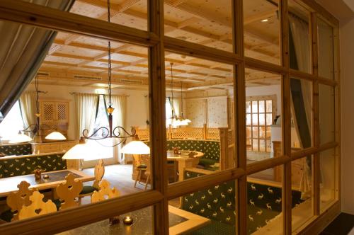 Hotel Alpen Residence - image 9