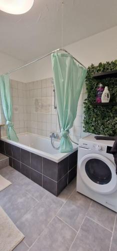 RentApart`s Nürnberg 4Room Apartment, Nürnberg (Foto 5)
